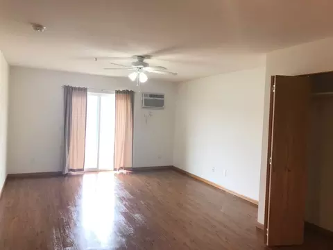 1875 W Pine St, Baraboo, WI 53913 photo 8