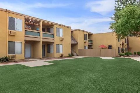 588 S Anza St, El Cajon, CA 92020