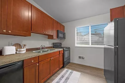 21034 74th Ave W, Edmonds, WA 98026