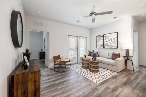 5204 Charles Merle Dr, Austin, TX 78747 photo 6