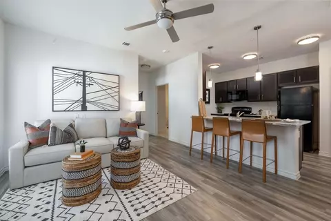 5204 Charles Merle Dr, Austin, TX 78747 photo 3