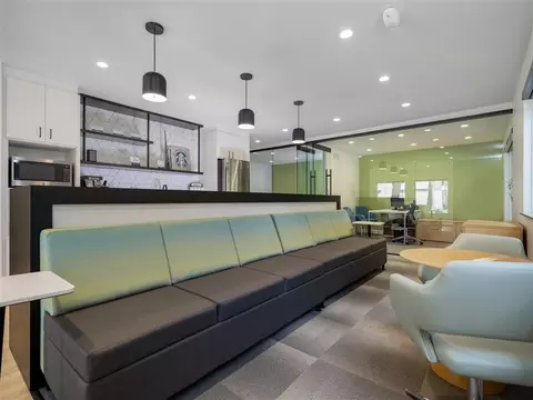 2167 Medford Rd, Ann Arbor, MI 48104 photo 17