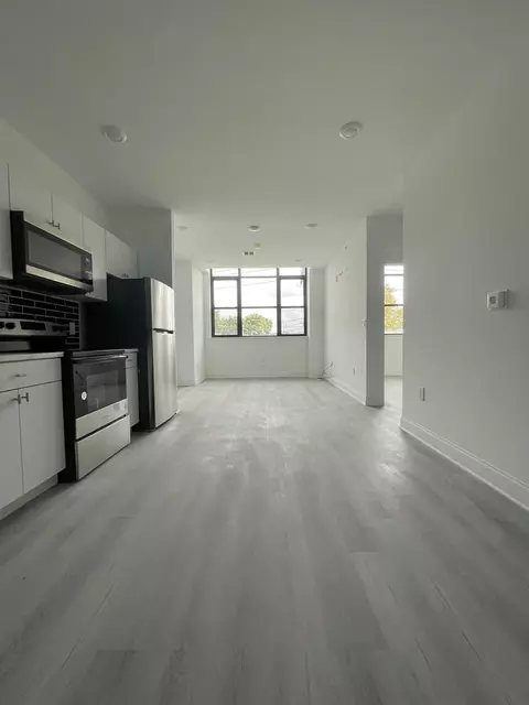 1600 W Hunting Park Ave, Philadelphia, PA 19140
