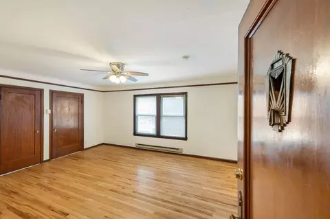 625 4th Ave W, Seattle, WA 98119