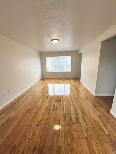 4211 Moraga St, San Francisco, CA 94122