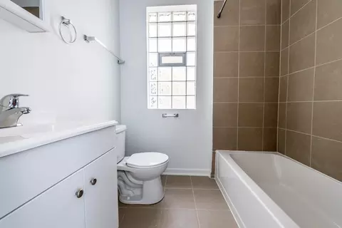 7800 S Ashland Ave, Chicago, IL 60620 photo 7