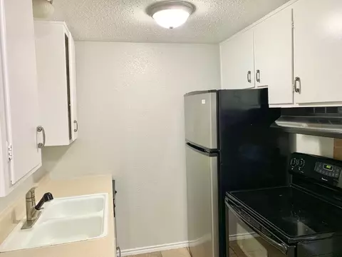 410 E 6th St, Odessa, TX 79761