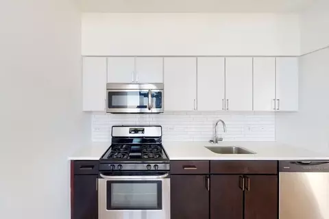 5105 S Harper Ave, Chicago, IL 60615