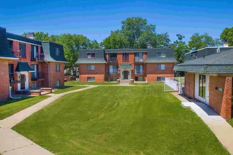306 E Michigan Ave, Urbana, IL 61801