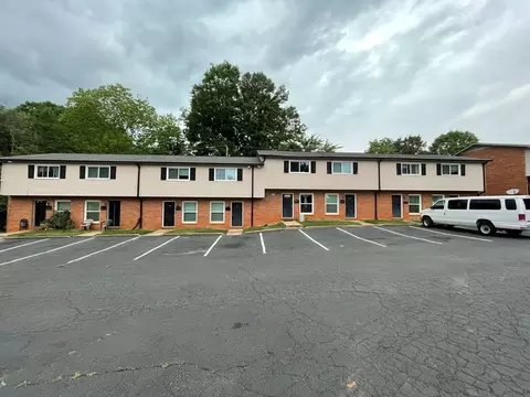 332 Bradford Dr, Charlotte, NC 28208