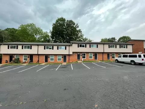 332 Bradford Dr, Charlotte, NC 28208