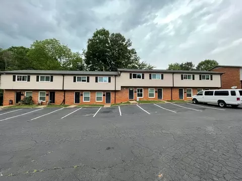 332 Bradford Dr, Charlotte, NC 28208