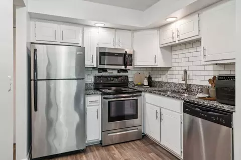 1521 Hickory Valley Rd, Chattanooga, TN 37421