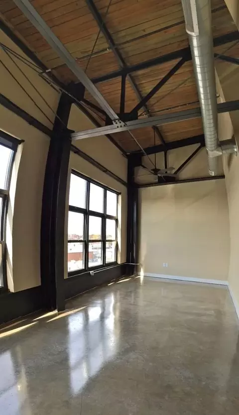 1510 Stadium Way, Indianapolis, IN 46202 photo 5