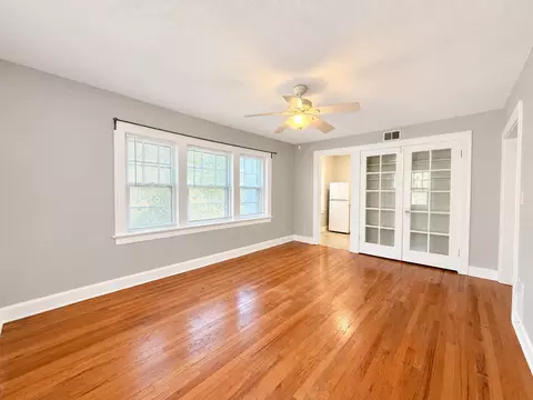 1301 Valentine Rd, Kansas City, MO 64111