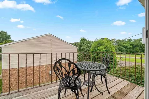 100 Hartford Dr, Runnemede, NJ 08078 photo 17
