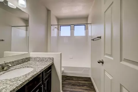 4502 E Indian School Rd, Phoenix, AZ 85018 photo 18