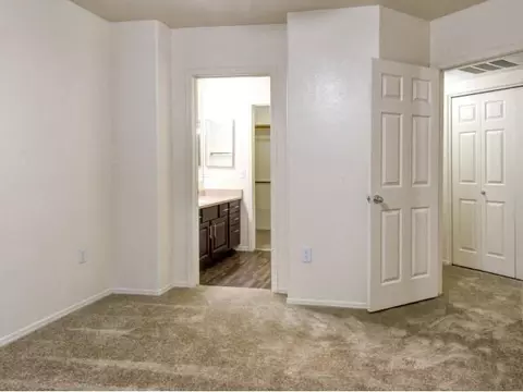 4502 E Indian School Rd, Phoenix, AZ 85018 photo 21