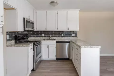 516 S Mendenhall St, Greensboro, NC 27403