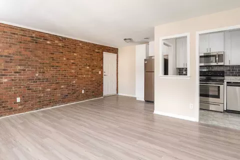 516 S Mendenhall St, Greensboro, NC 27403