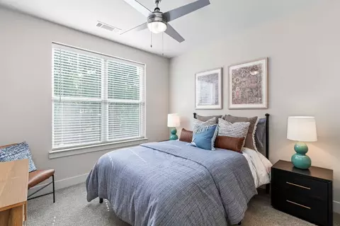 2541 Landmark Dr, Raleigh, NC 27607 photo 9