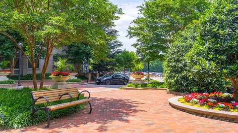 4440 Willard Ave, Chevy Chase, MD 20815 photo 13