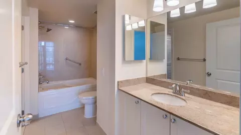 4440 Willard Ave, Chevy Chase, MD 20815 photo 4