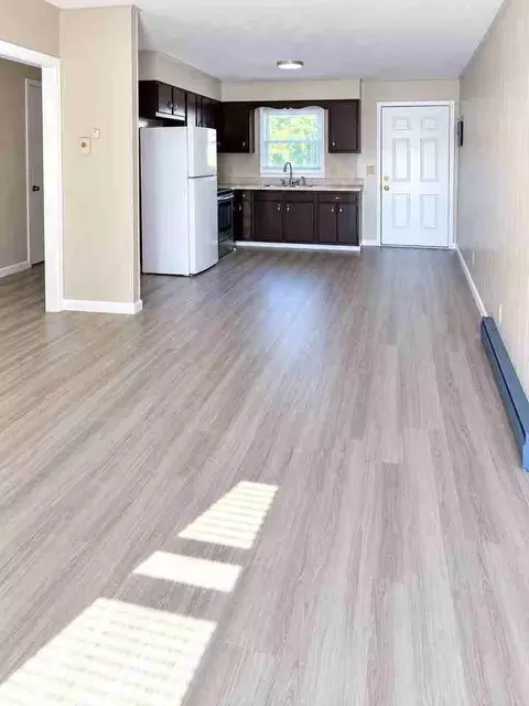 504 Jarrett St, Thomasville, NC 27360