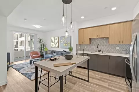 7401 Lankershim Blvd, Los Angeles, CA 91605