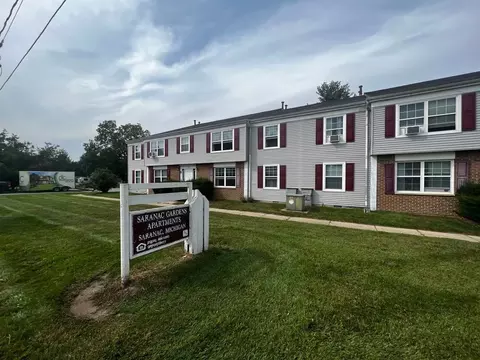 375 Summit St, Saranac, MI 48881