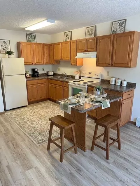 609 Main St S, Renville, MN 56284