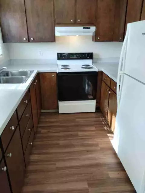 1247 W 8th Ave, Eugene, OR 97402 photo 3