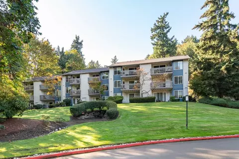 13210 97th Ave NE, Kirkland, WA 98034 photo 43