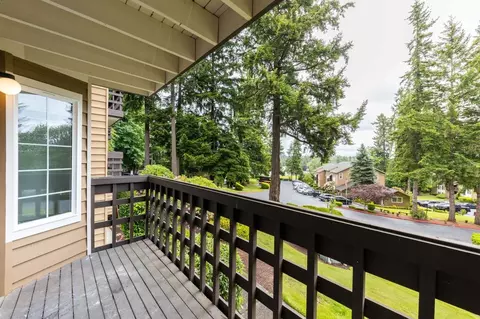 13210 97th Ave NE, Kirkland, WA 98034 photo 40