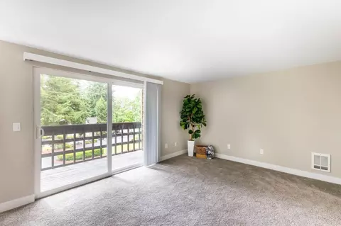 13210 97th Ave NE, Kirkland, WA 98034 photo 38