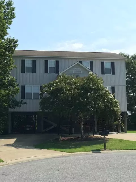 Sanibelle Ln, Greenville, NC 27834