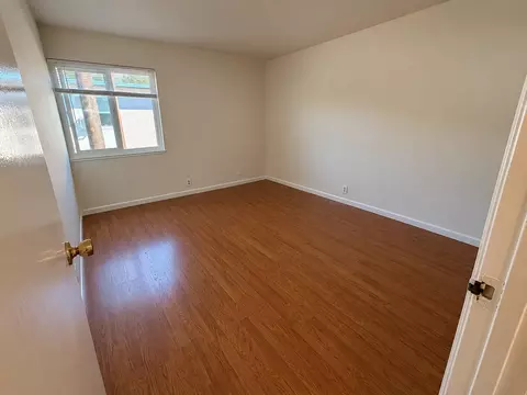 10192 Park Cir E, Cupertino, CA 95014 photo 9