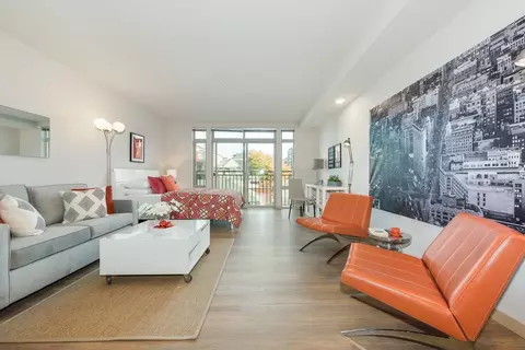200 Belmont Ave E, Seattle, WA 98102
