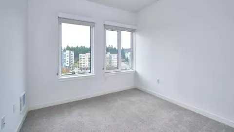 8020 161st Ave NE, Redmond, WA 98052 photo 17