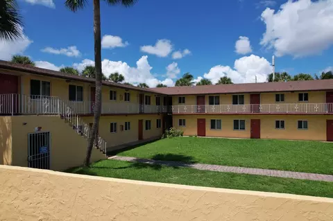 6108 NW 26th St, Sunrise, FL 33313