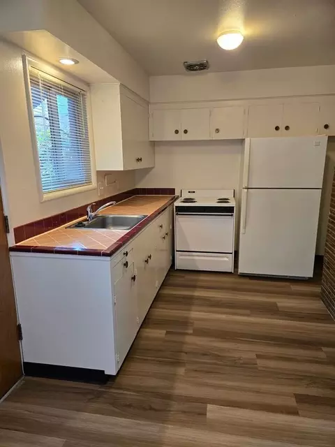 3403 3427 Se Madison St, Portland, OR 97214 photo 7