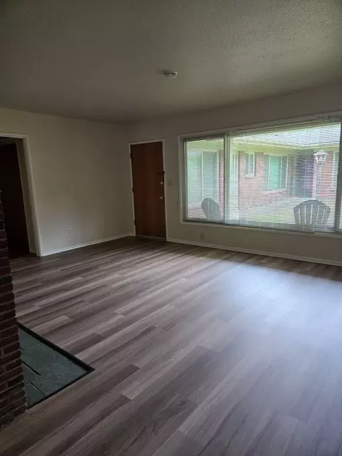 3403 3427 Se Madison St, Portland, OR 97214 photo 2