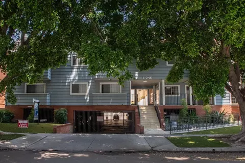 11045 La Maida St, Los Angeles, CA 91601