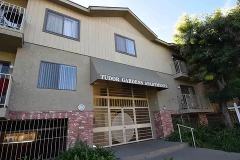 15128 Burbank Blvd, Los Angeles, CA 91411