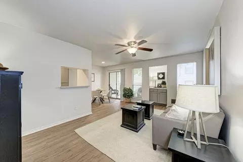 1044 Camino La Costa, Austin, TX 78752 photo 9