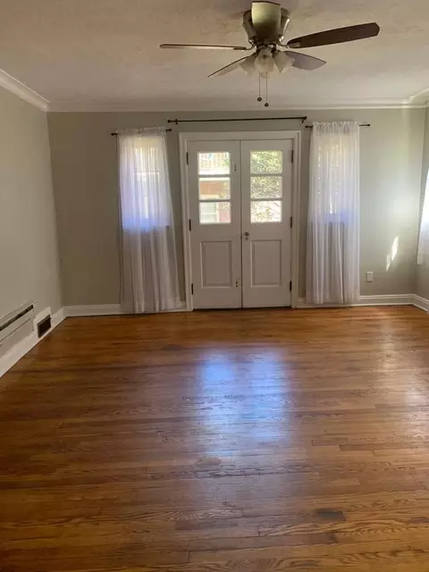 1507 Jackson St, Charleston, WV 25311