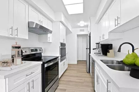 1467 Rexford Dr, Los Angeles, CA 90035