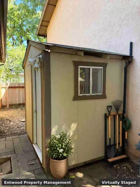 1448 Warner St, Chico, CA 95926 photo 25