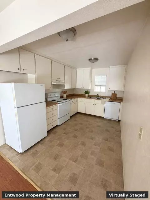 1448 Warner St, Chico, CA 95926 photo 6