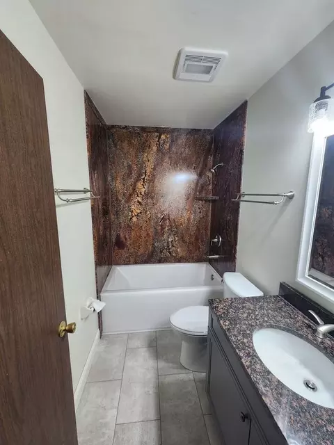 2086 And 2096 Townline Rd #2086-2086, East Troy, WI 53120